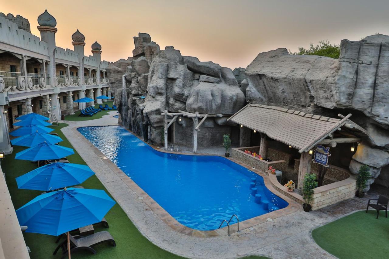 Emirates Park Resort Abu Dhabi Exterior photo